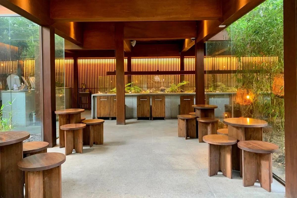 韓国、韓国旅行、韓国観光、ソウル、ソウル旅行、韓国カフェ、ソウルカフェ、韓国カフェ巡り、韓屋カフェ、韓屋村、北村、恩平、韓国伝統、韓国文化、三清洞、城北洞、韓国デザート、伝統菓子、伝統茶、オミジャ茶、パッピンス