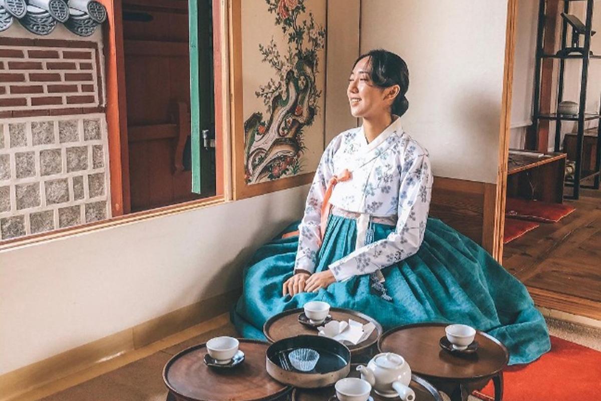 韓国、韓国旅行、韓国観光、ソウル、ソウル旅行、韓国カフェ、ソウルカフェ、韓国カフェ巡り、韓屋カフェ、韓屋村、北村、恩平、韓国伝統、韓国文化、三清洞、城北洞、韓国デザート、伝統菓子、伝統茶、オミジャ茶、パッピンス