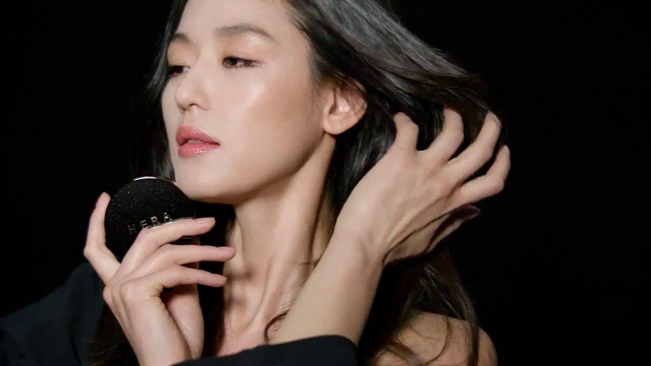 South Korea beauty products collection, offering diverse skincare and beauty gifts perfect for purchasing during travels.