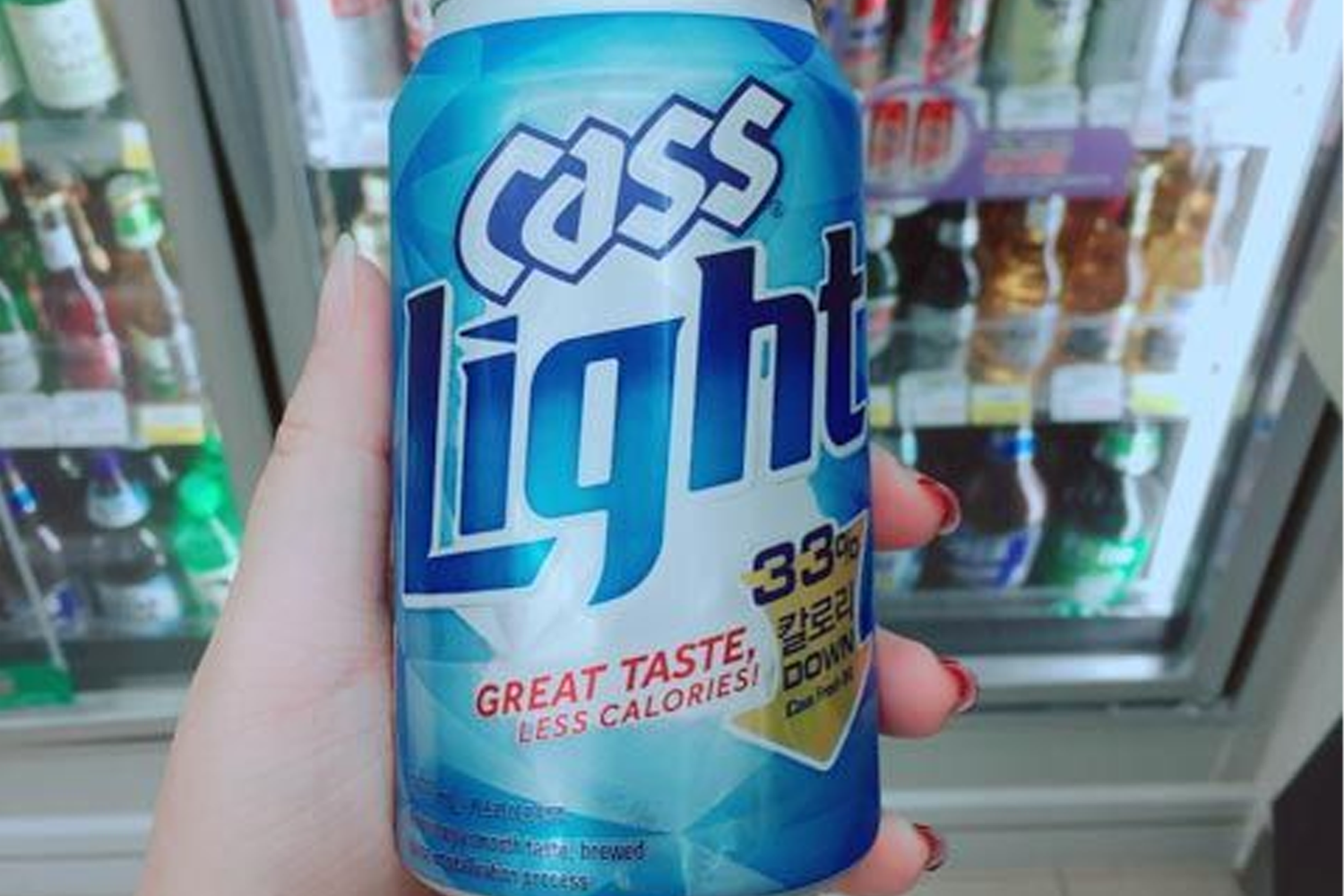 CASS Light 輕量啤酒，33% 減卡，清爽低卡選擇