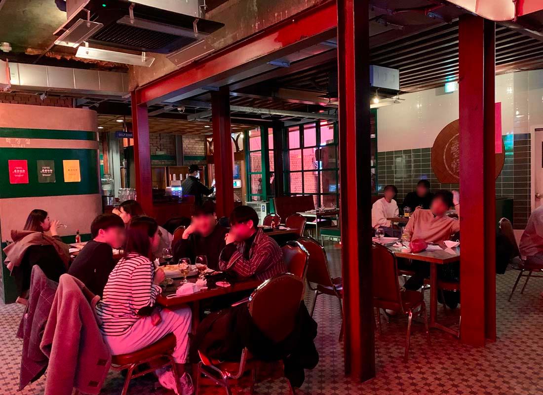 韓国、韓国旅行、韓国観光、ソウル、ソウル旅行、江南、カンナム、韓国グルメ、ソウルグルメ、韓国レストラン、韓国料理、韓国焼肉、サムギョプサル、海鮮料理、フュージョン料理、タッカルビ