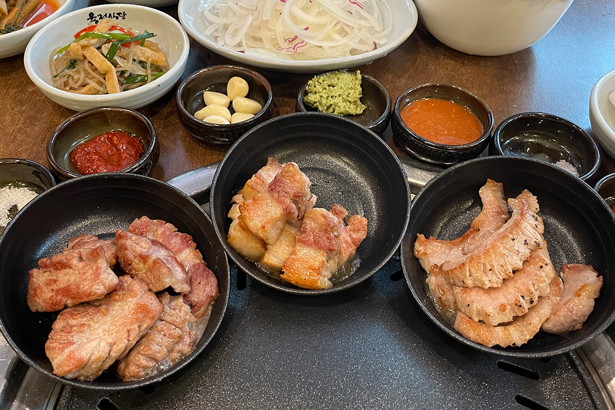 韓国旅行、韓国観光、ソウル旅行、韓国グルメ、ソウルグルメ、韓国焼肉、サムギョプサル、モクサル、ハンジョンサル、肉典食堂、江南