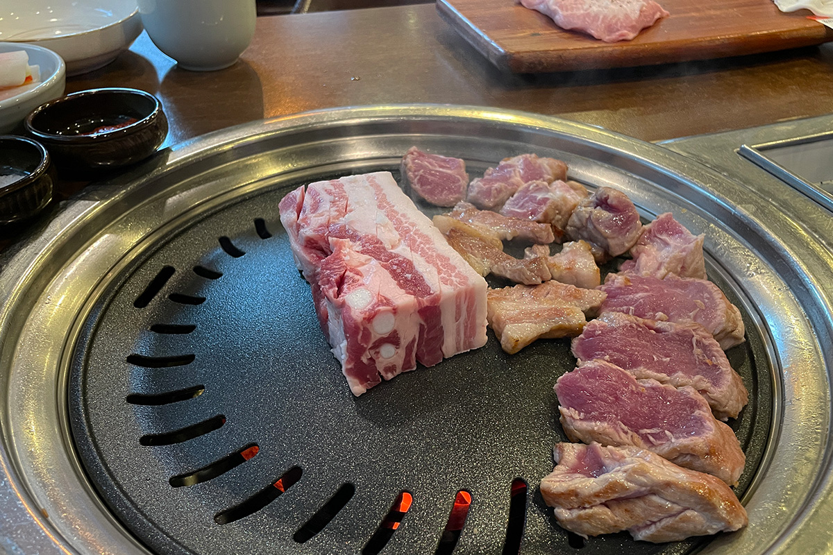 韓国旅行、韓国観光、ソウル旅行、韓国グルメ、ソウルグルメ、韓国焼肉、サムギョプサル、モクサル、ハンジョンサル、肉典食堂、江南