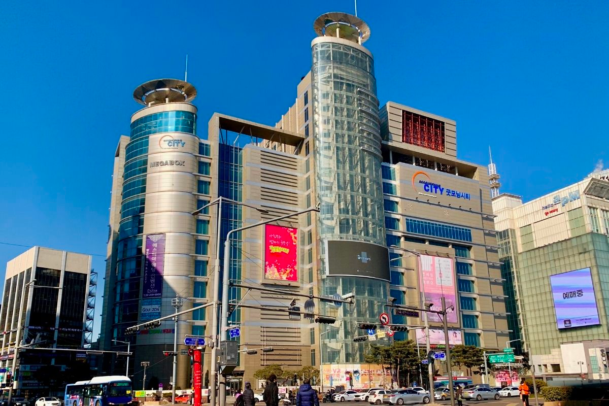 Good Morning City (굿모닝 시티), trung tâm mua sắm lớn ở Dongdaemun