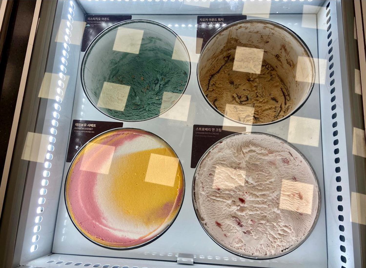 baskin robbins 韓国サーティーワンアイスクリーム　べスキンラビンス　べスキンラビンスブラウンチョンダム店　カロスキル　狎鴎亭　baskinrobbinsbrown 