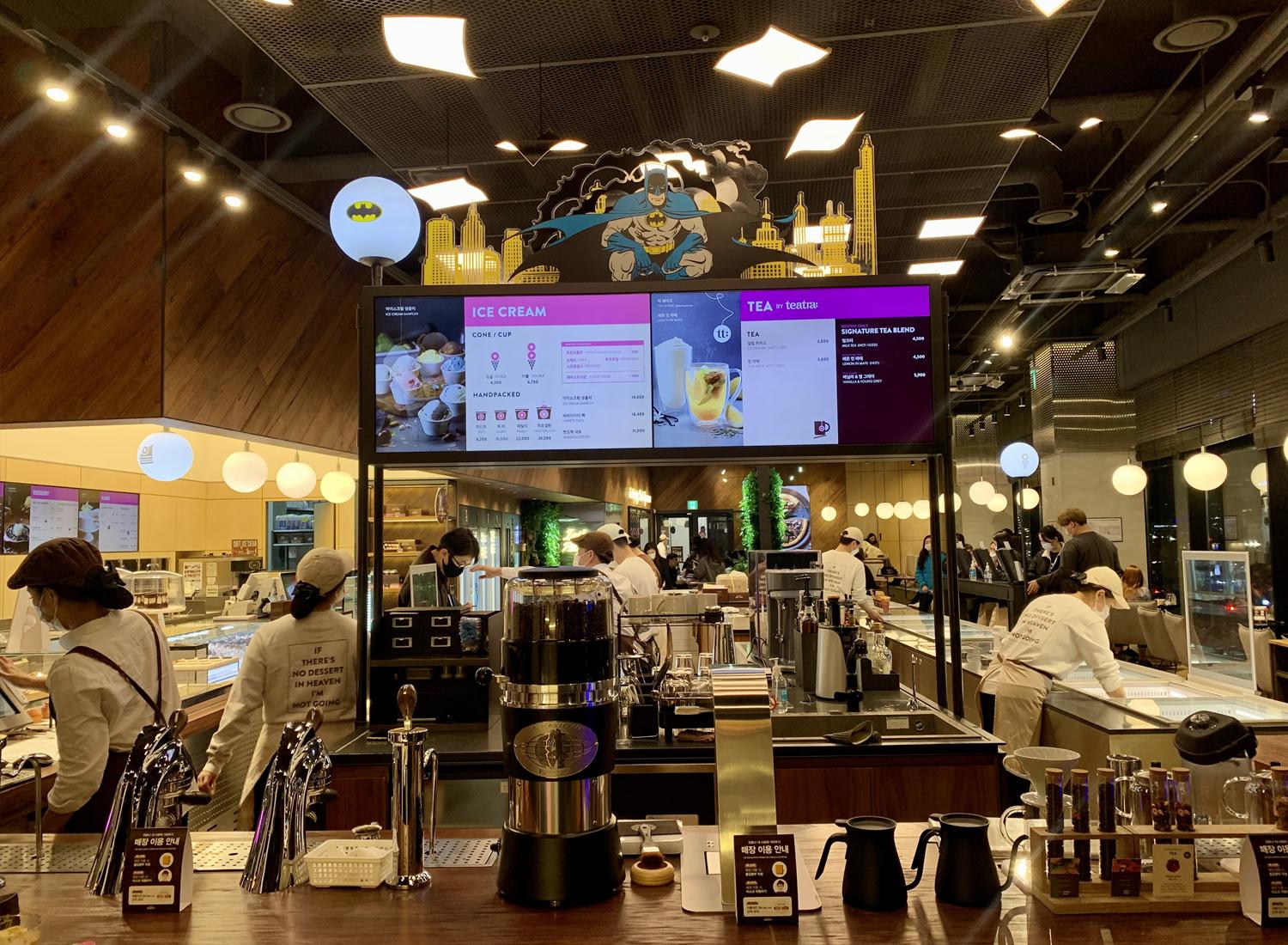 baskin robbins 韓国サーティーワンアイスクリーム　べスキンラビンス　べスキンラビンスブラウンチョンダム店　カロスキル　狎鴎亭　baskinrobbinsbrown 