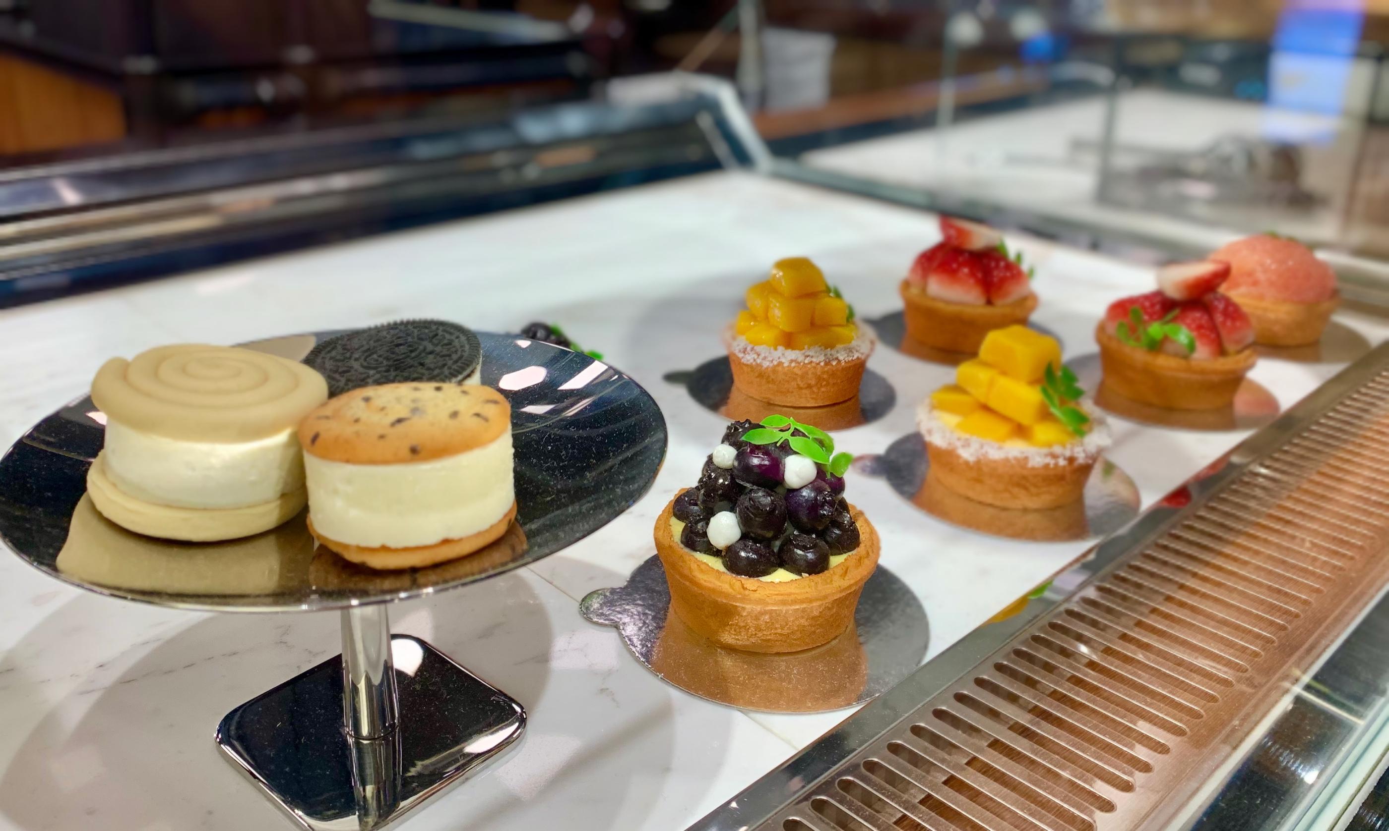 baskin robbins 韓国サーティーワンアイスクリーム　べスキンラビンス　べスキンラビンスブラウンチョンダム店　カロスキル　狎鴎亭　baskinrobbinsbrown 