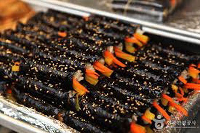korea, seoul, travel, bus, 143, hyehwa, insadong, changgyeonggung palace, gwangjang market, n seoul tower, namsan, myeongdong, express bus terminal, haebangchon, gyeongridan-gil, sinsa garosu-gil, line friends, hangang park