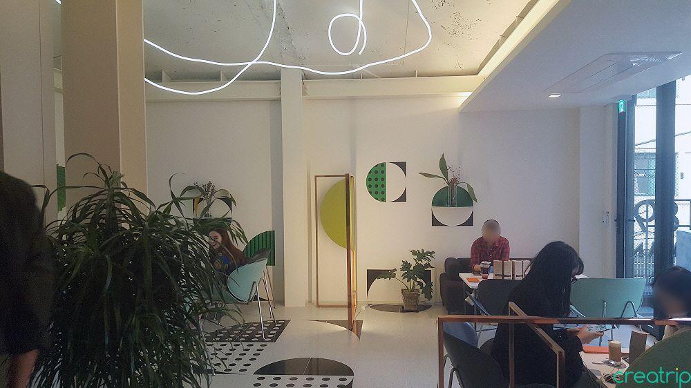 89 Mansion | Sinsadong Luxurious cafe owned by actor Lee Jong-Seok