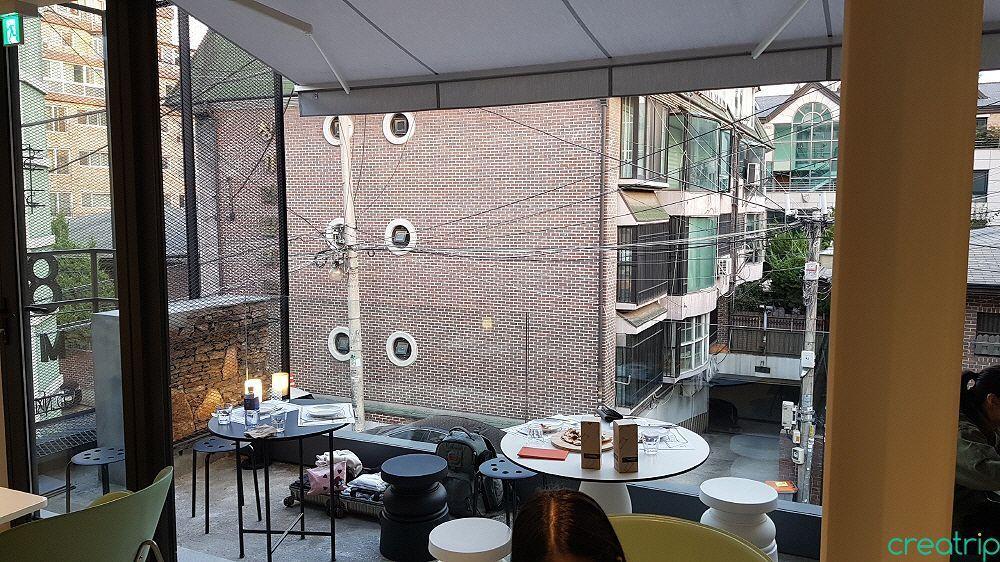 89 Mansion | Sinsadong Luxurious cafe owned by actor Lee Jong-Seok