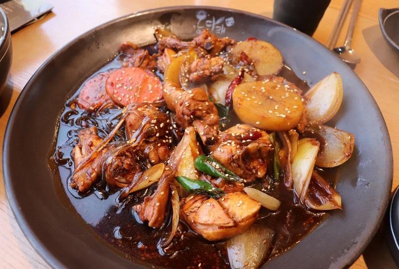 弘大美食 弘大餐廳 弘大必吃 首爾美食推薦 韓國美食 韓國旅遊 首爾自由行 首爾餐廳推薦 弘大美食推薦 弘大美食總整理2025