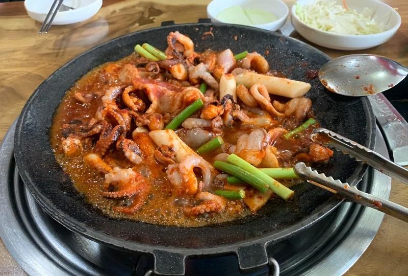 弘大美食 弘大餐廳 弘大必吃 首爾美食推薦 韓國美食 韓國旅遊 首爾自由行 首爾餐廳推薦 弘大美食推薦 弘大美食總整理2025