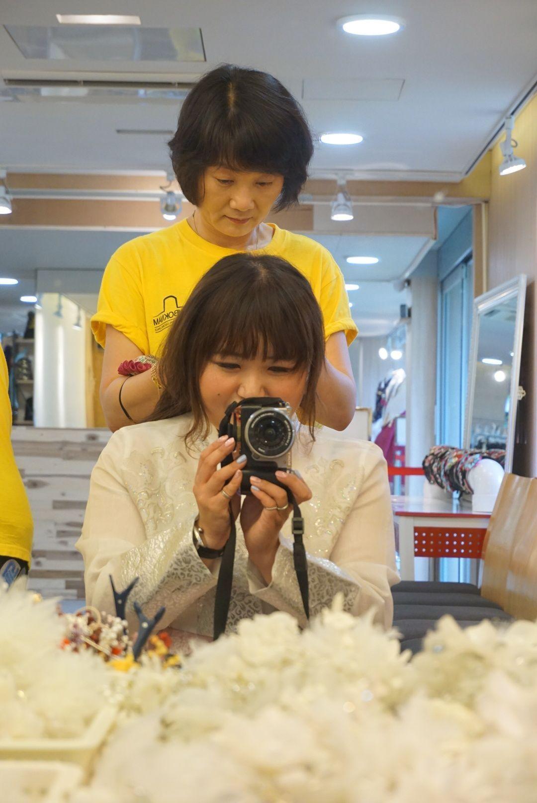 Visitors wearing Hanbok while exploring Jeonju Hanok Village, the cultural heart of Korean traditional experiences.