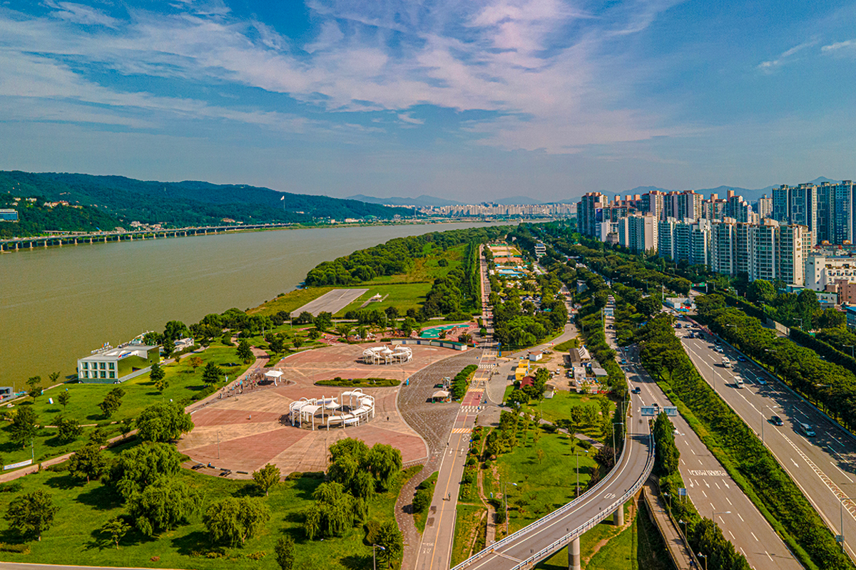 楊花漢江公園 - 대만어로 '楊花漢江 ~~~~ 的壯麗景觀'로 의미를 더 추가해보세요.