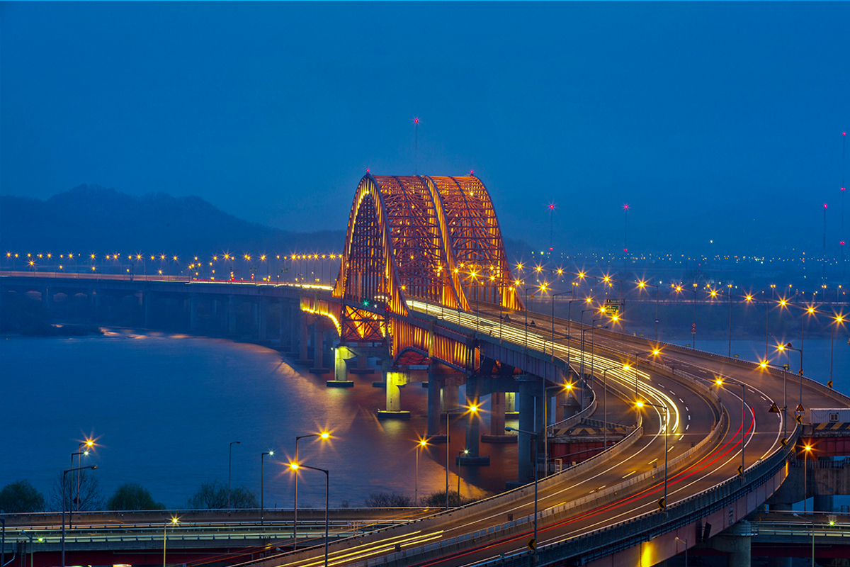 강서漢江公園에서 바라본 일몰 - '강서附近의 일몰 경치가 다른 서울과는 차별화된 느끼다'는 어떻습니까?