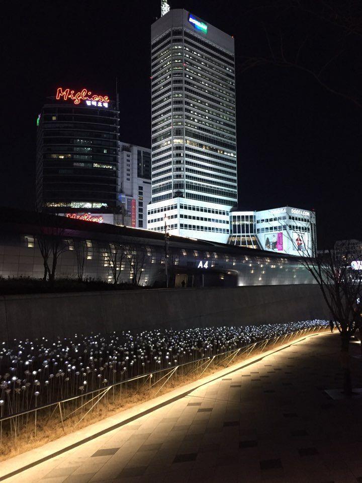 สถานที่ที่ควรเดินทางไปตามรถไฟใต้ดินสาย 4 (สายสีน้ำเงิน)~ เส้นทางการช็อปปิ้งยอดนิยมของคนเกาหลี!