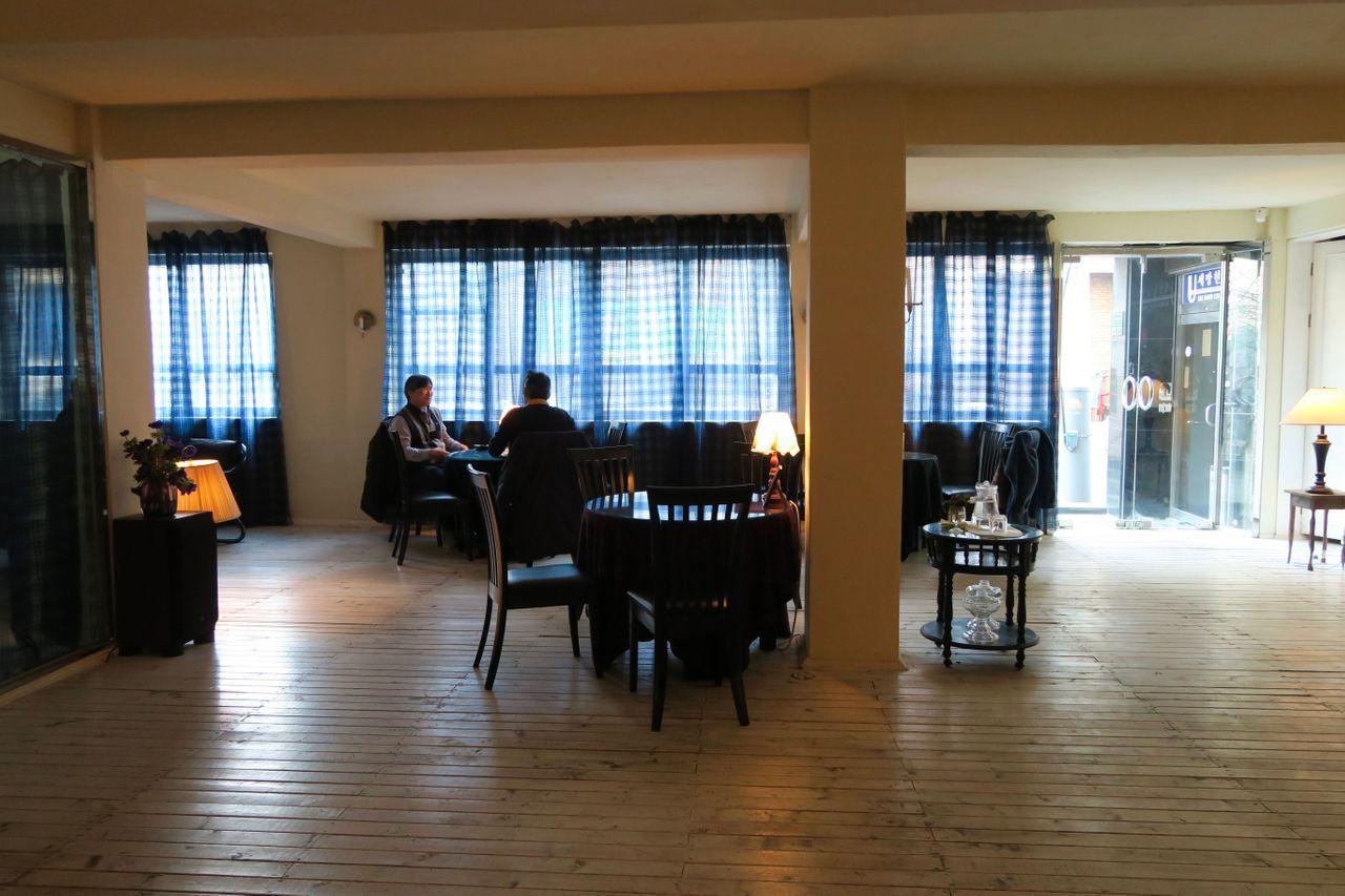 สถานที่ที่ควรเดินทางไปตามรถไฟใต้ดินสาย 4 (สายสีน้ำเงิน)~ เส้นทางการช็อปปิ้งยอดนิยมของคนเกาหลี!