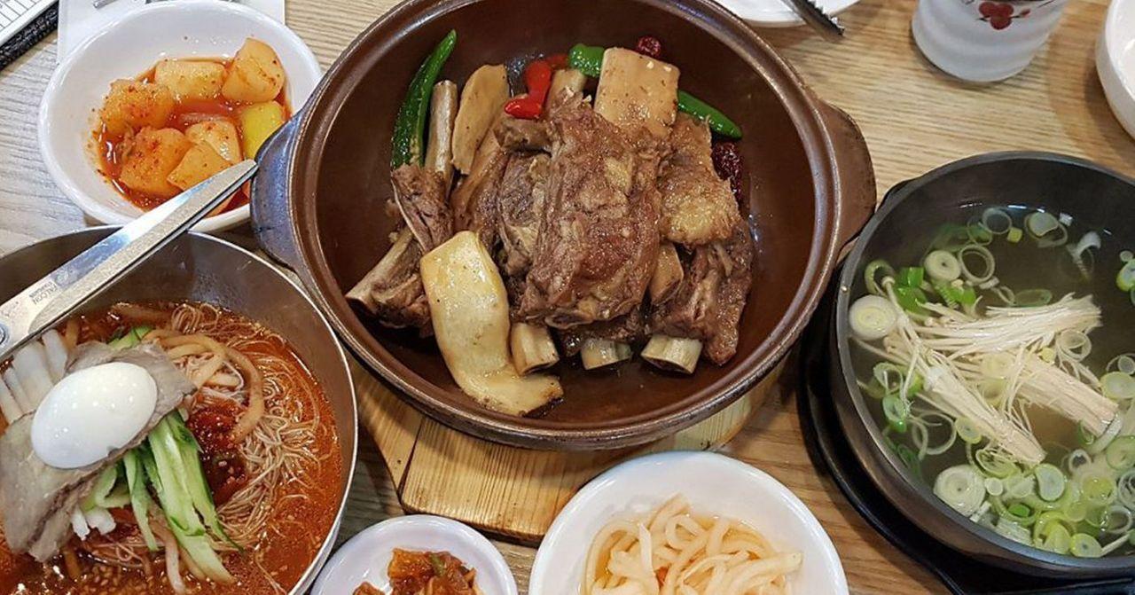 สถานที่ที่ควรเดินทางไปตามรถไฟใต้ดินสาย 4 (สายสีน้ำเงิน)~ เส้นทางการช็อปปิ้งยอดนิยมของคนเกาหลี!