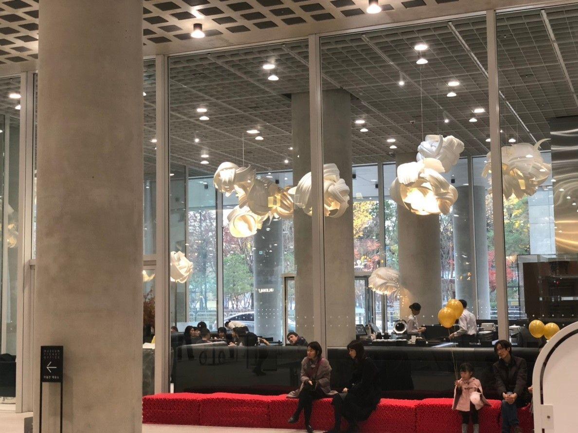 สถานที่ที่ควรเดินทางไปตามรถไฟใต้ดินสาย 4 (สายสีน้ำเงิน)~ เส้นทางการช็อปปิ้งยอดนิยมของคนเกาหลี!