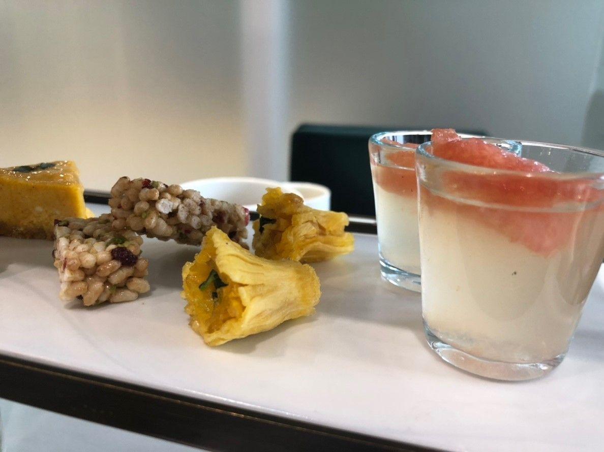 สถานที่ที่ควรเดินทางไปตามรถไฟใต้ดินสาย 4 (สายสีน้ำเงิน)~ เส้นทางการช็อปปิ้งยอดนิยมของคนเกาหลี!