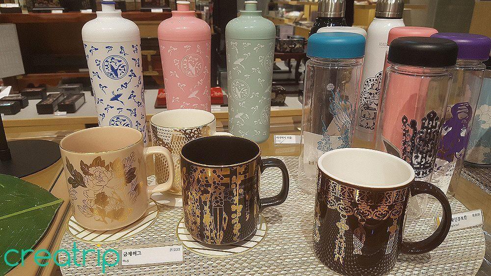 สถานที่ที่ควรเดินทางไปตามรถไฟใต้ดินสาย 4 (สายสีน้ำเงิน)~ เส้นทางการช็อปปิ้งยอดนิยมของคนเกาหลี!