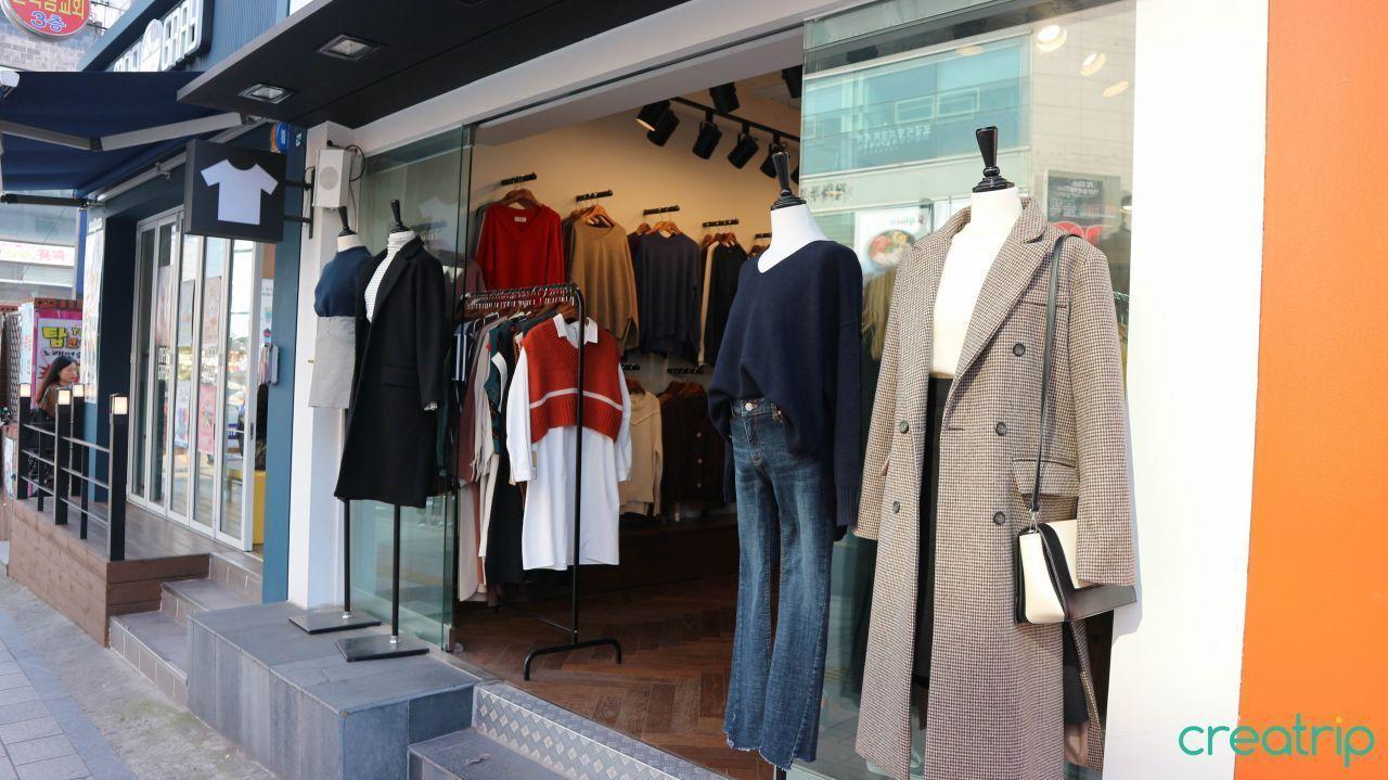 สถานที่ที่ควรเดินทางไปตามรถไฟใต้ดินสาย 4 (สายสีน้ำเงิน)~ เส้นทางการช็อปปิ้งยอดนิยมของคนเกาหลี!