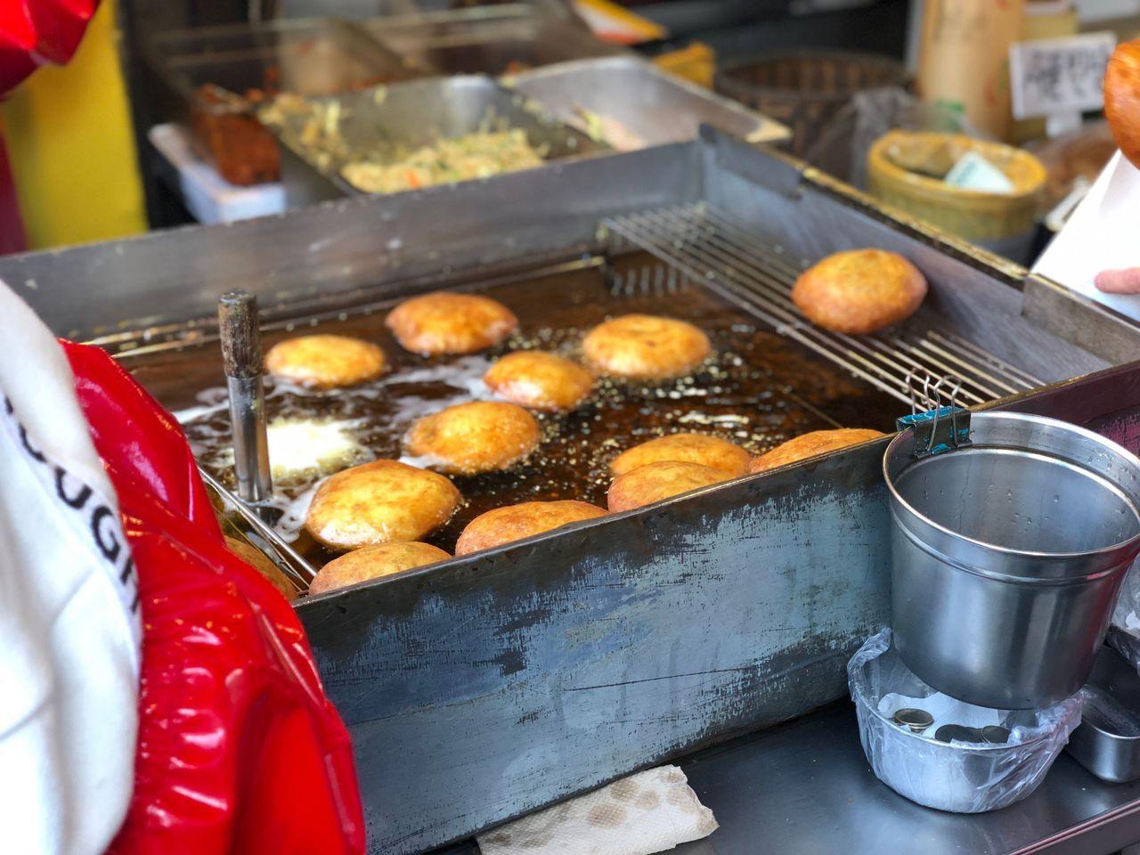 สถานที่ที่ควรเดินทางไปตามรถไฟใต้ดินสาย 4 (สายสีน้ำเงิน)~ เส้นทางการช็อปปิ้งยอดนิยมของคนเกาหลี!