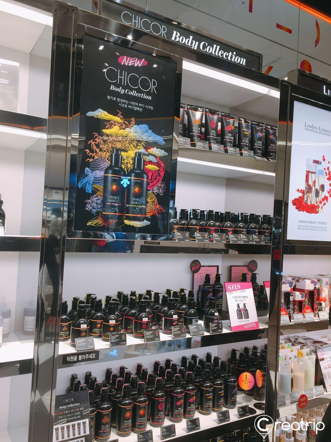 展示和吸引顾客的CHICOR自有美妆产品，关注质量和创新。