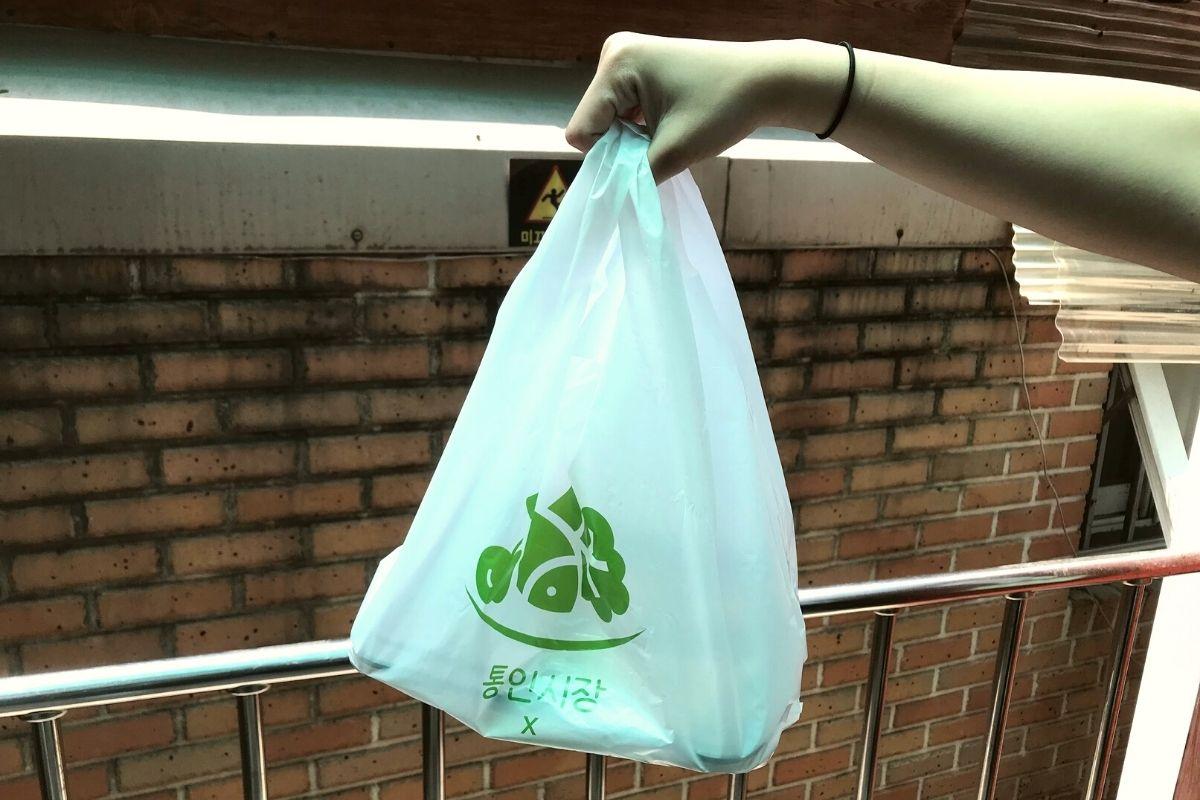 通仁市場 銅錢便當 辣炒年糕