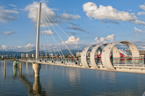 The striking blue sea crashing against rocks in Yangyang, a township in Gangwon-do known for its scenic views.