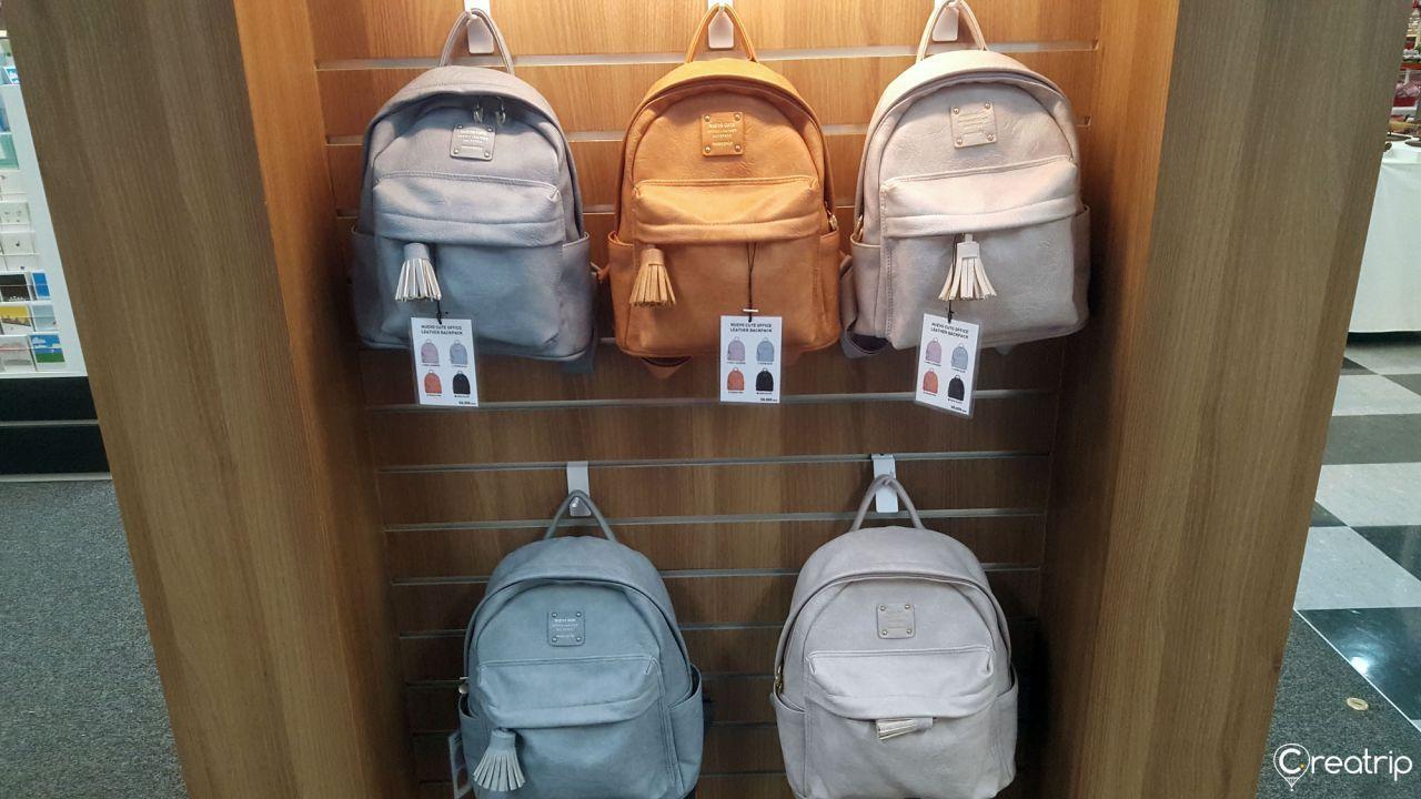 【Shopping in Korea】Enjoy Shopping and Food at Youngpoong Books & Kyobo Books at Gwanghwamun and Jongkak!