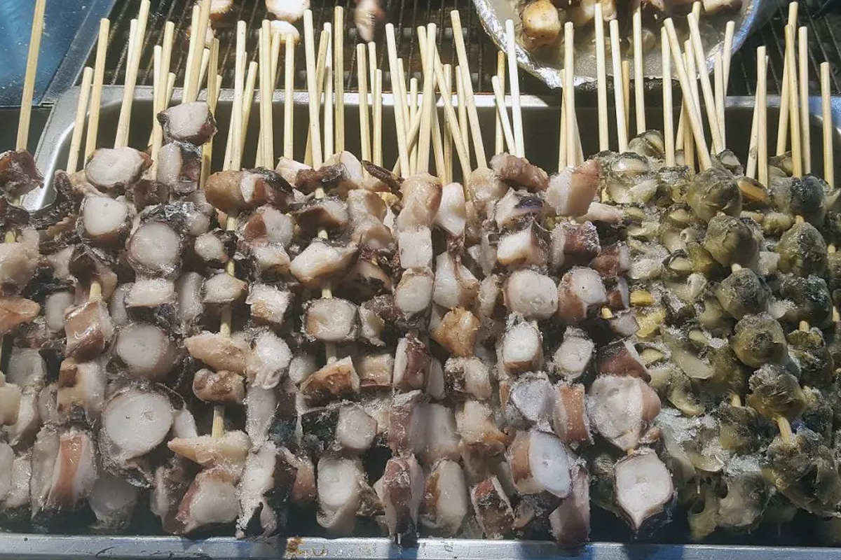 首爾明洞街頭小吃 首爾明洞小吃攤