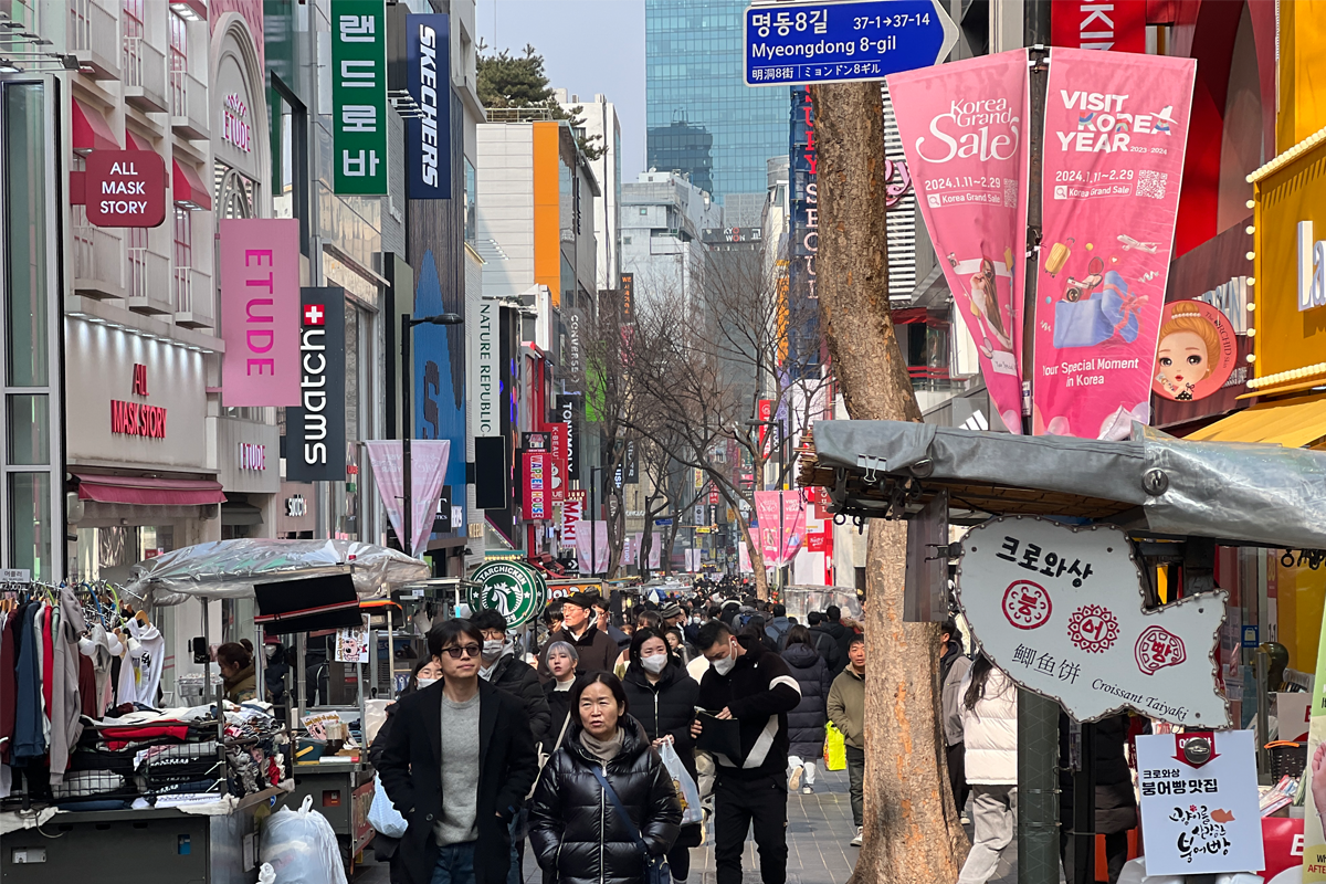 首爾明洞街頭小吃 首爾明洞小吃攤