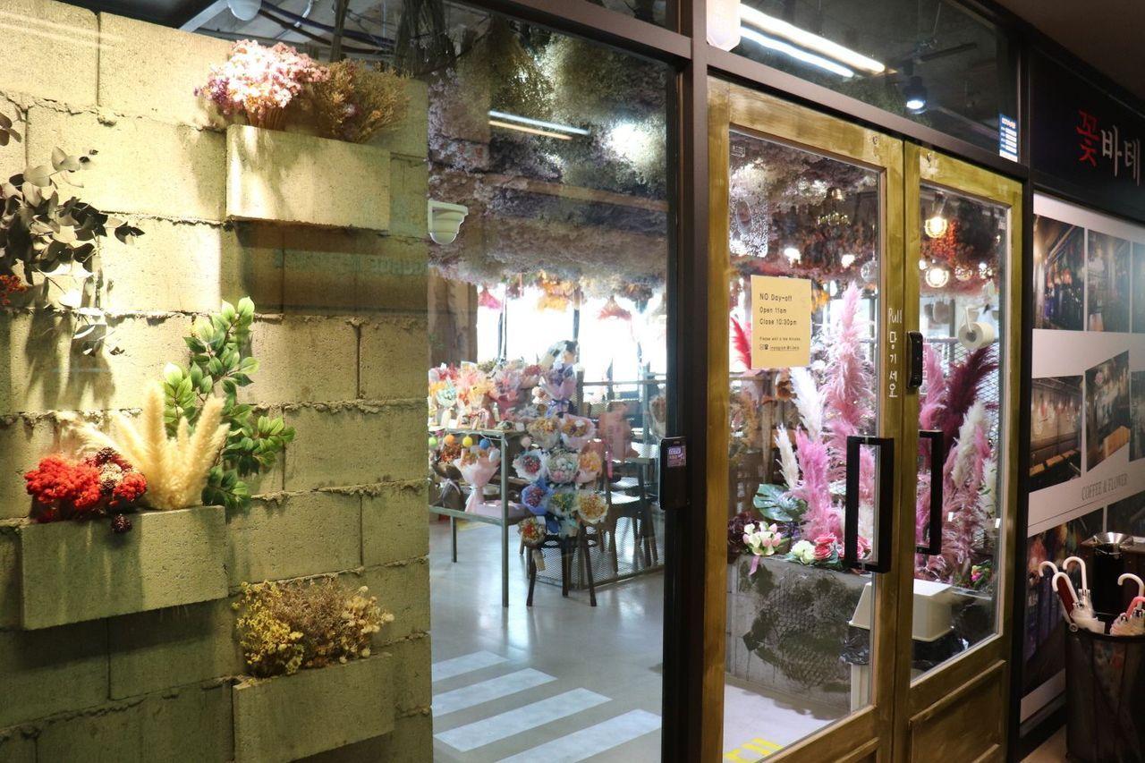 [Busan Cafes] Eight great cafe recommendations around Haeundae, Seomyeon, and Nampodong!