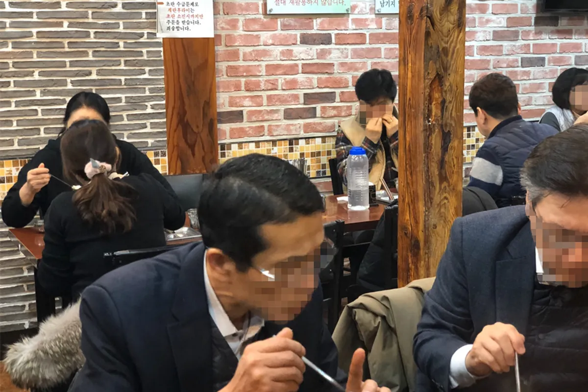 一個人用餐 韓國 餐廳