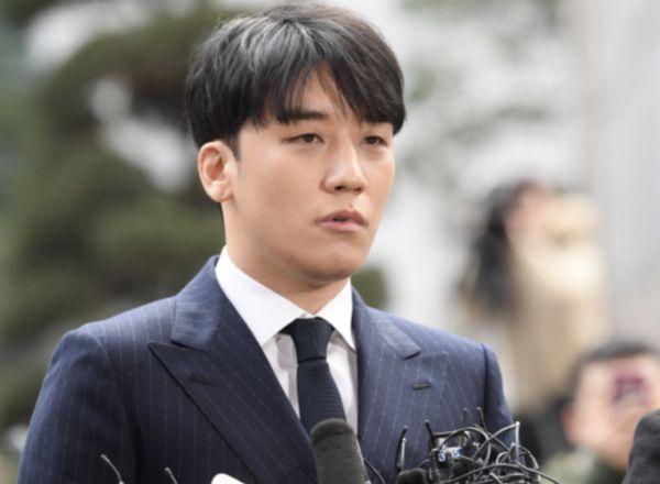 ผลสำรวจเผยผู้ชายเกาหลีซื้อบริการทางเพศมากกว่าหกครั้ง เรื่องราวน่าเศร้าที่นักแสดงสาวถึงกับฆ่าตัวตาย คนชราขายบริการและกฎที่ต้องจำยอม 