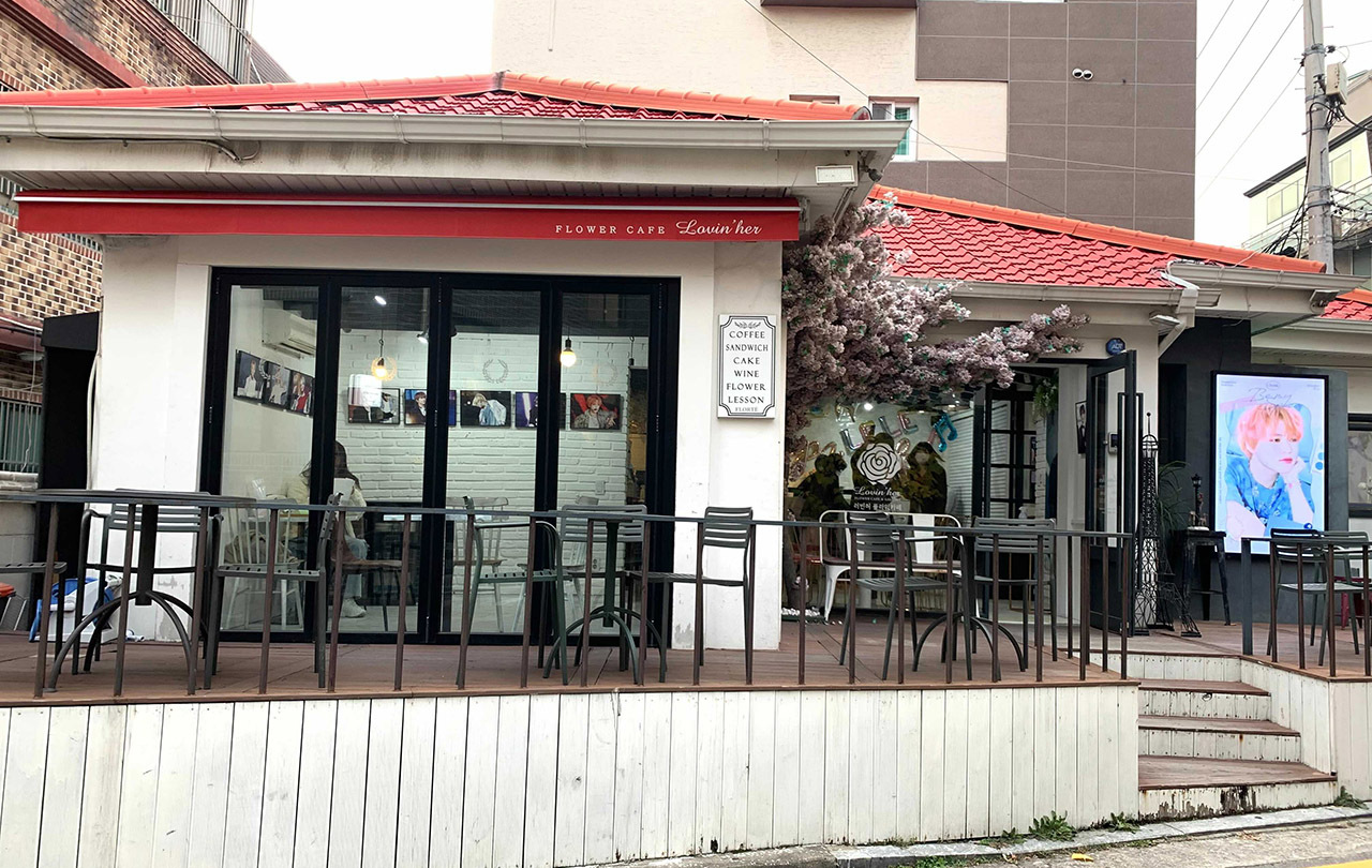 Kpop偶像 生日Cafe Lovin'Her