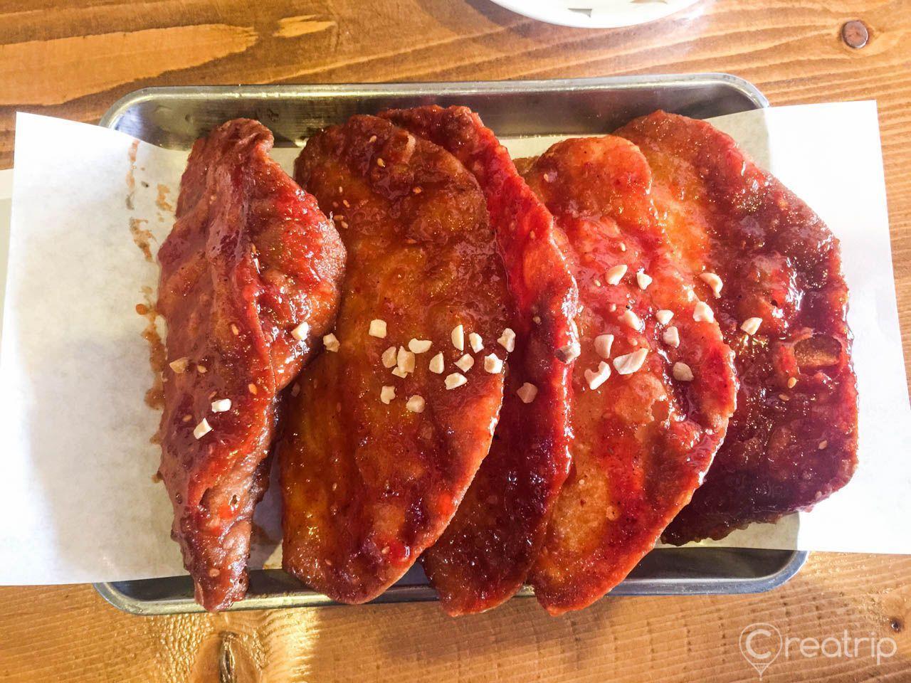 韩国圣水洞 Ttuk Tteok的创意辣炒年糕，带有奶油汤意大利面的风味，是不能错过的韩国特别小吃。Ttuk Tteok에서 맛볼 수 있는 특별한 떡볶이.