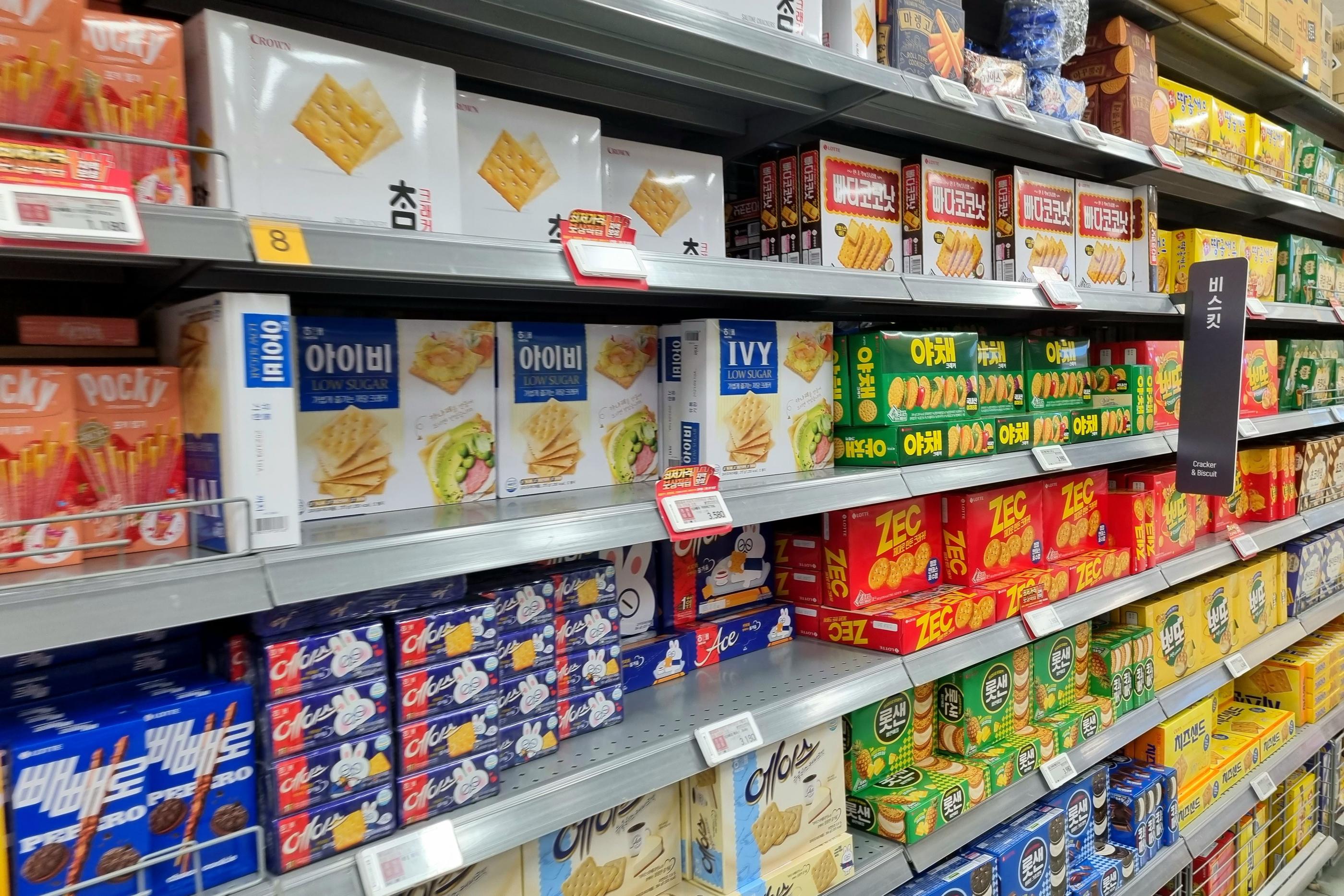 韓国旅行、韓国お土産、韓国ショッピング、韓国マート、韓国スーパー、emart、イーマート、ノーブランド、NoBrand、韓国巨大スーパー、韓国大型スーパー、永登浦店、永登浦、イーマート永登浦店、emart永登浦店、emartセルフレジ、韓国セルフレジ、セルフレジ、韓国お菓子、韓国食材、韓国ラーメン、永登浦タイムズスクエア、タイムズスクエア、韓国タイムズスクエア