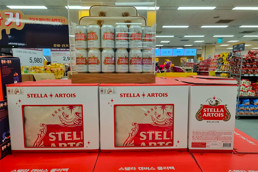 emart的食品促銷區，提供各種商品的促銷優惠