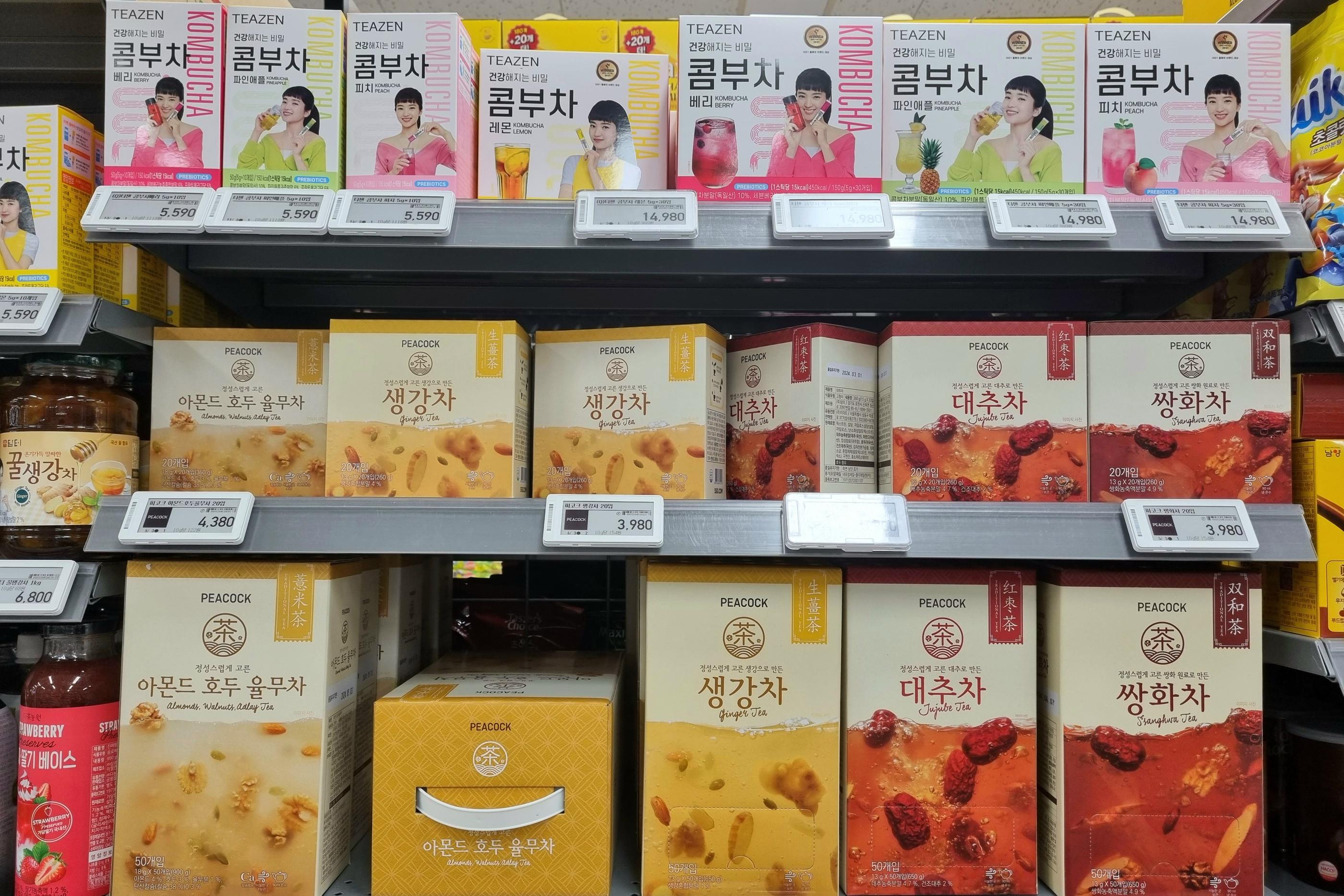 韓国旅行、韓国お土産、韓国ショッピング、韓国マート、韓国スーパー、emart、イーマート、ノーブランド、NoBrand、韓国巨大スーパー、韓国大型スーパー、永登浦店、永登浦、イーマート永登浦店、emart永登浦店、emartセルフレジ、韓国セルフレジ、セルフレジ、韓国お菓子、韓国食材、韓国ラーメン、永登浦タイムズスクエア、タイムズスクエア、韓国タイムズスクエア