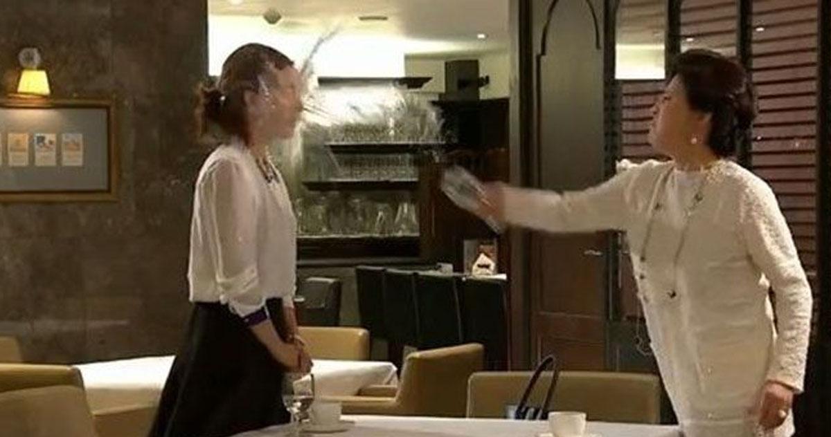 Matrimonio coreano e suocero