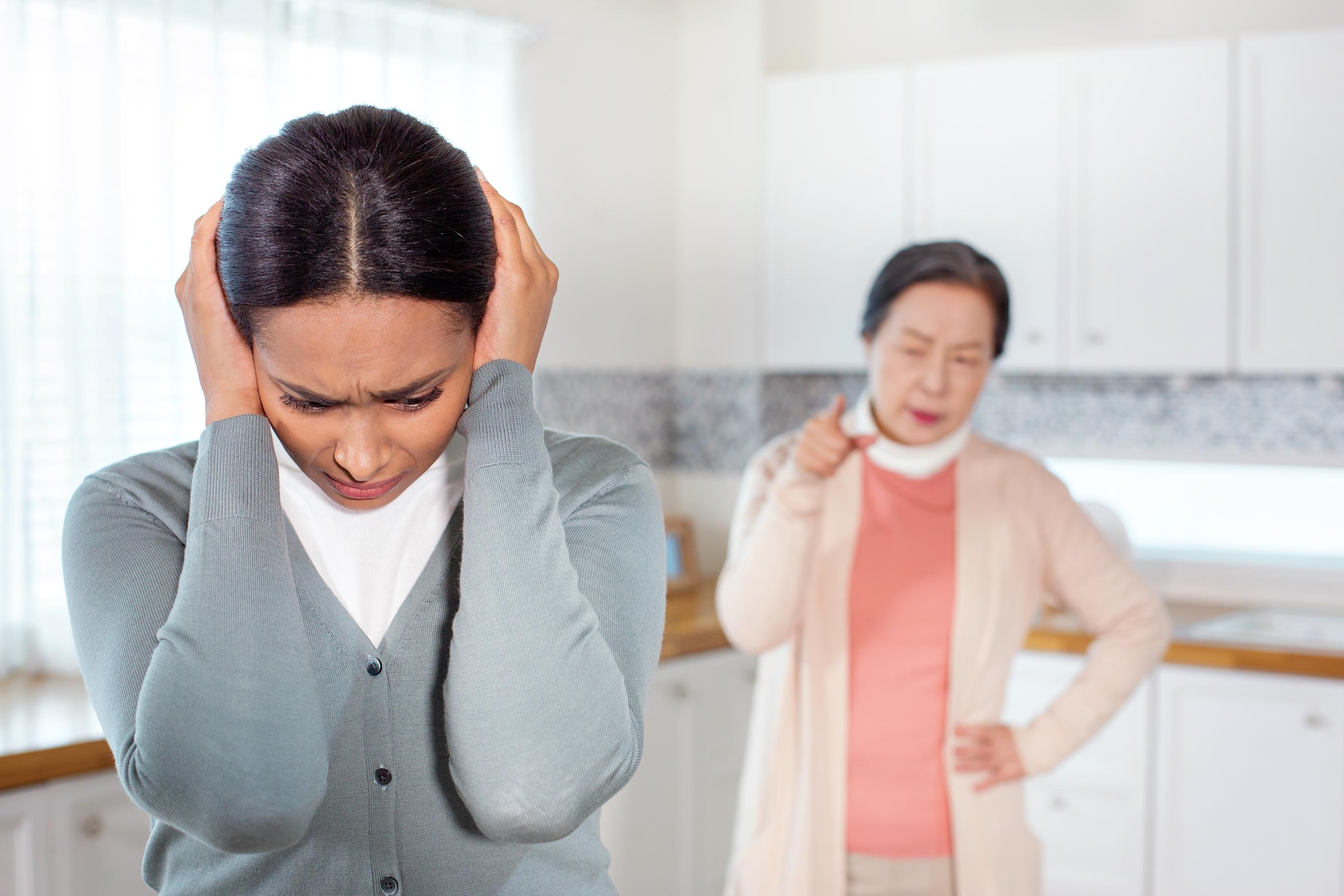 Korean Marriage and Monter-in-Law How conflicts between mother-in-law and daughter-in-law look like in Korea