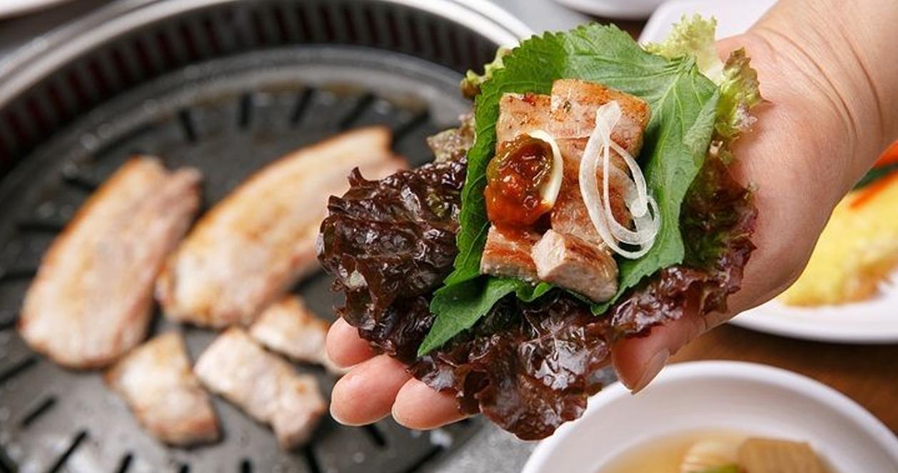 Học lỏm 5 bí quyết ăn thịt nướng ngon chuẩn Hàn ít ai biết