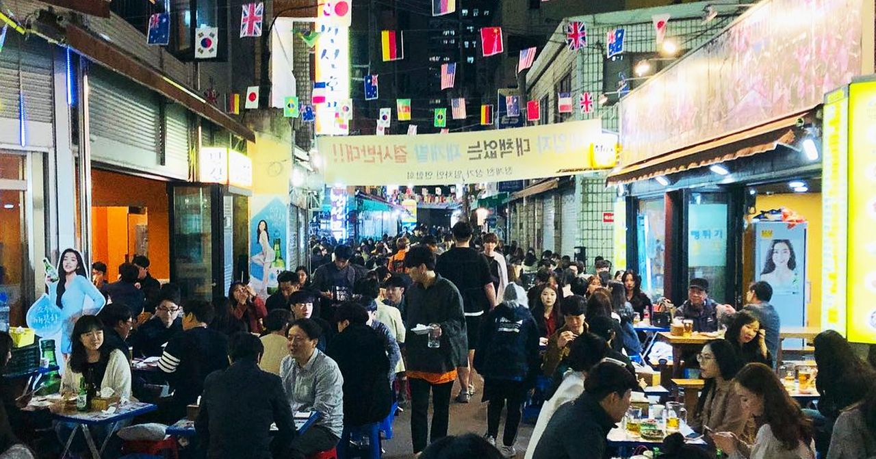 Pojangmacha : The Street Food Carts In Korea - Korea (Creatrip)