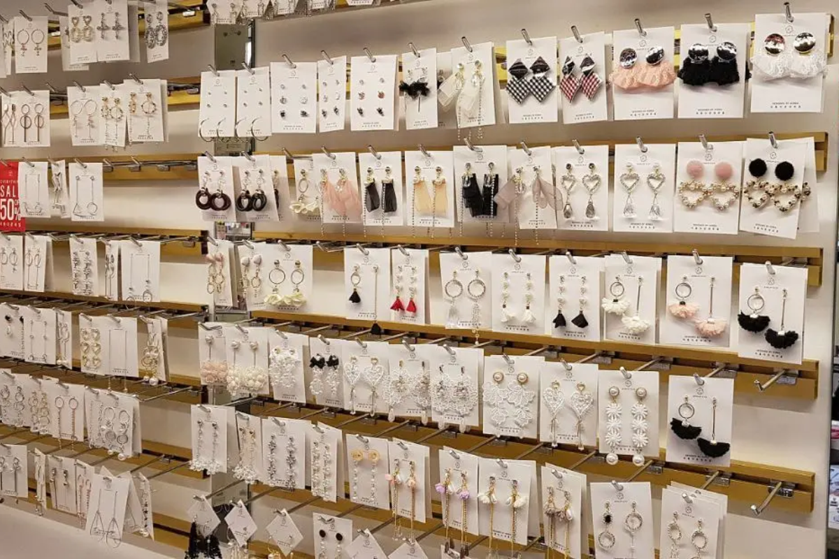 韓國必買 韓國購物 首爾購物 首爾平價飾品店 首爾飾品批發店 首爾飾品推薦 SALE 50