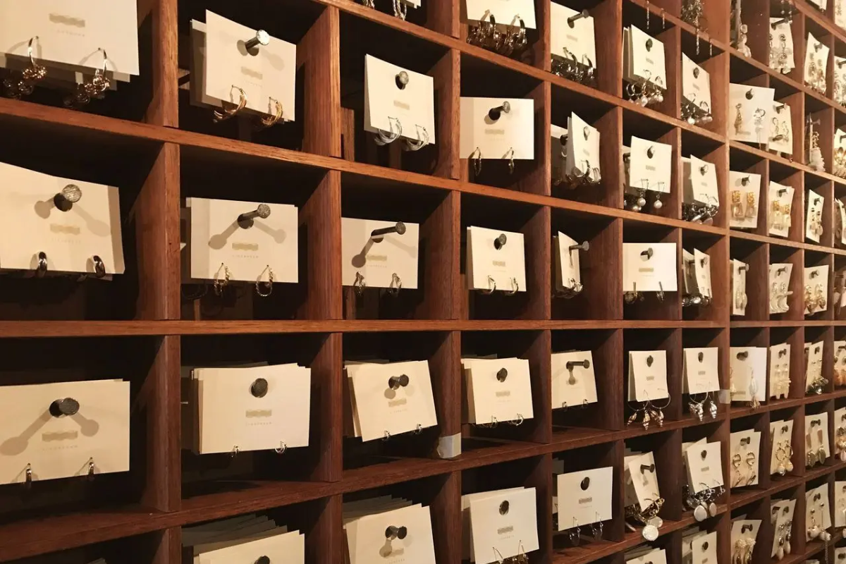 韓國必買 韓國購物 首爾購物 首爾平價飾品店 首爾飾品批發店 首爾飾品推薦 弘大 時空間