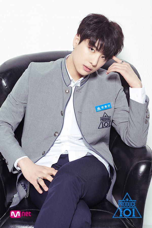 มีผู้คนจำนวนมากที่ต้องเผชิญกับปัญหาโดนกลั่นแกล้ง โดยเฉพาะการกลั่นแกล้งในโรงเรียนที่ดูจะหนักขึ้นเรื่อยๆและการกลั่นแกล้งในที่ทำงานถูกเรียกว่า "เป็นการรับน้อง"?!?!