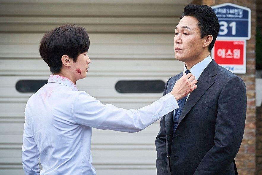 มีผู้คนจำนวนมากที่ต้องเผชิญกับปัญหาโดนกลั่นแกล้ง โดยเฉพาะการกลั่นแกล้งในโรงเรียนที่ดูจะหนักขึ้นเรื่อยๆและการกลั่นแกล้งในที่ทำงานถูกเรียกว่า "เป็นการรับน้อง"?!?!