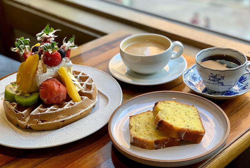 Our Favorite Cafes in Myeongdong 